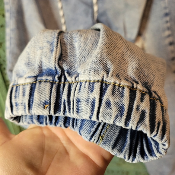 Celebrity Pink | Acid Wash Denim Jogger | Distressed and Elastic Waist | Large - Picture 7 of 15